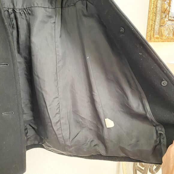 Elegant Black Women's Coat - Picture 12 of 13